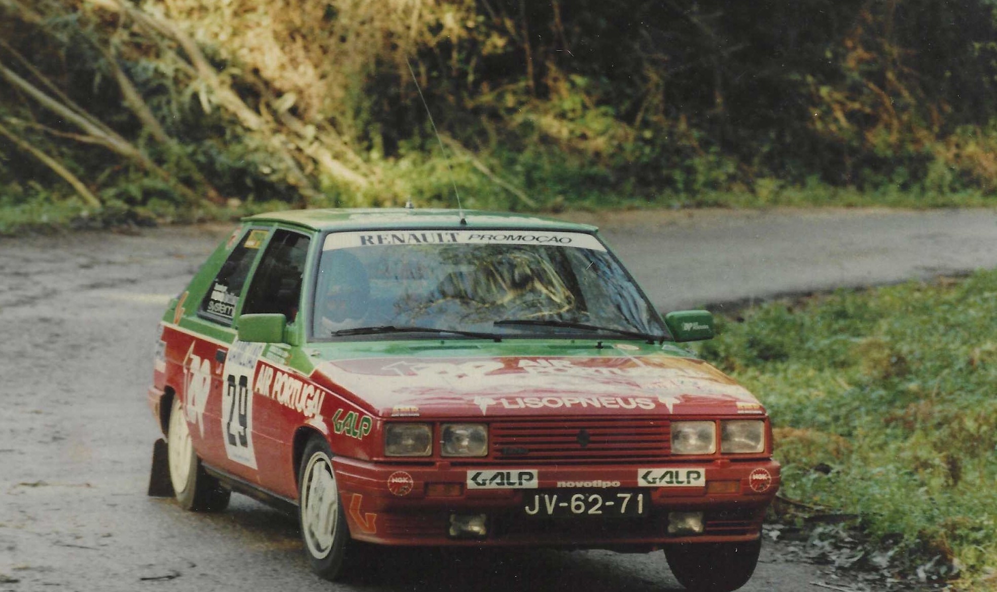 La page de la Renault 11 - l'Automobile Ancienne